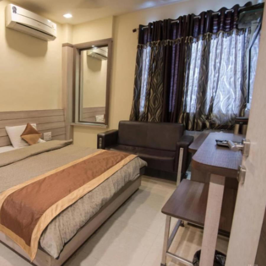 Brij Palace Hotel Bhopal Exteriör bild